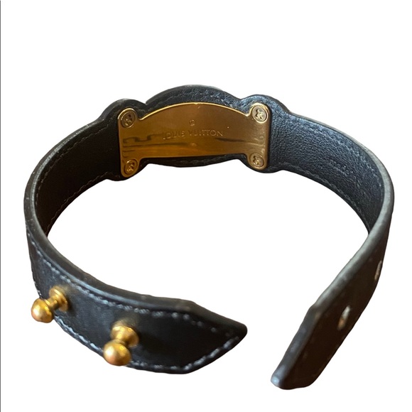 Louis Vuitton “Handle Me” Bracelet - Picture 5 of 7